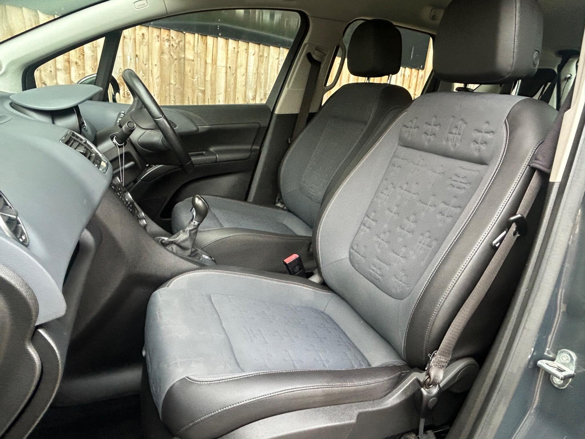 Vauxhall Meriva view 32