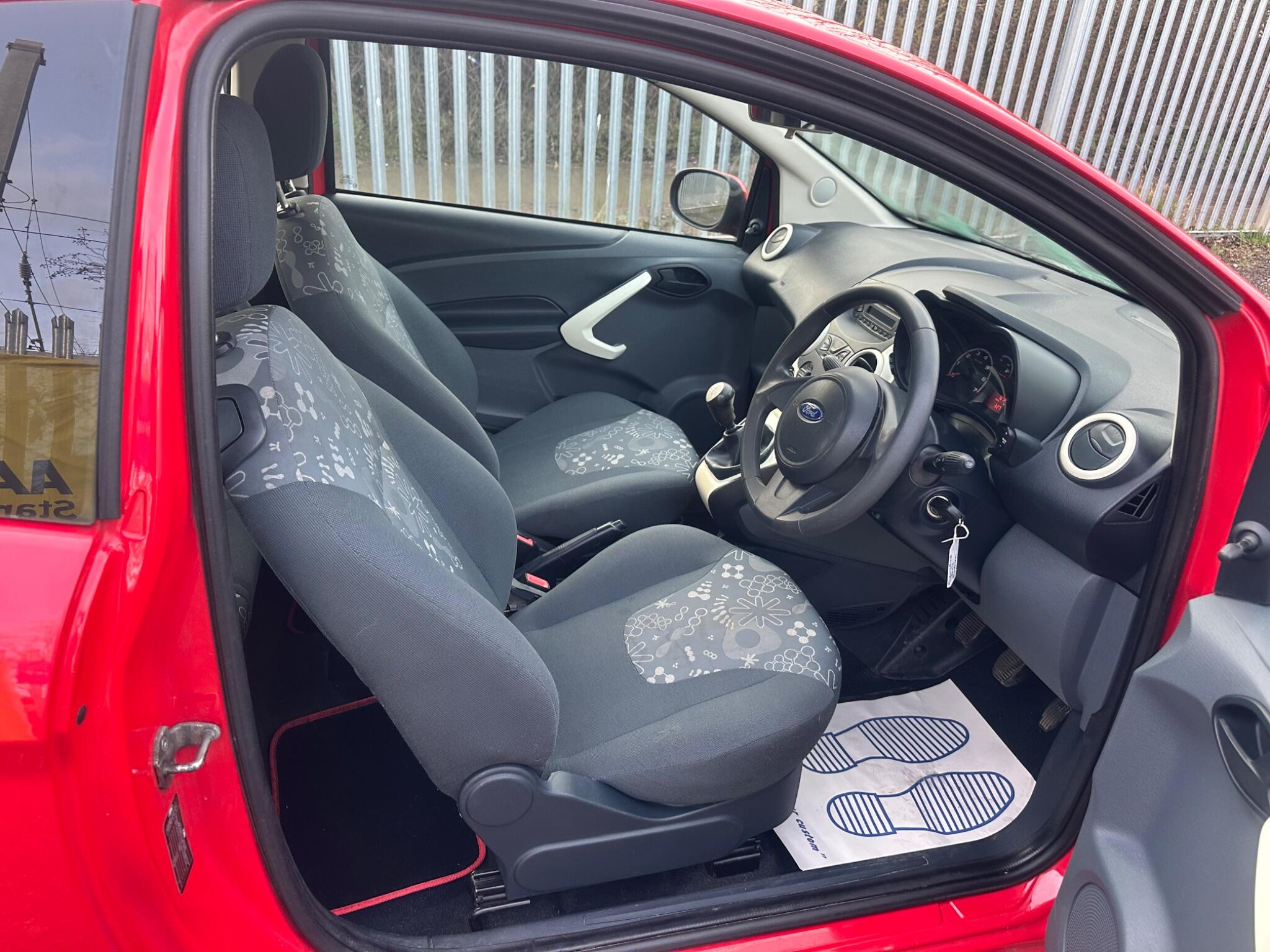2013 Ford Ka image 11