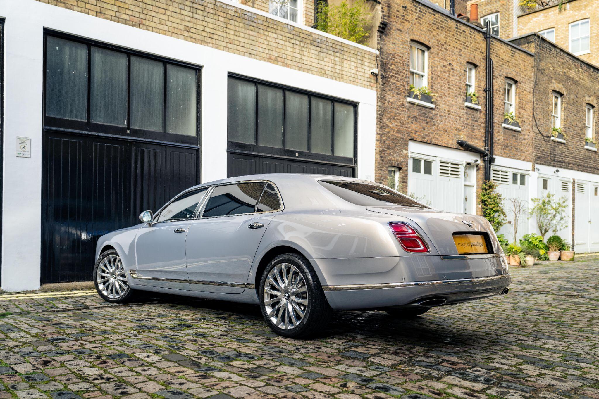 Bentley Mulsanne view 34