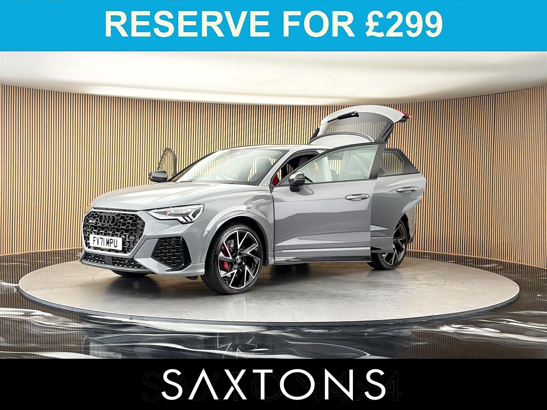 Audi RS Q3 view 30