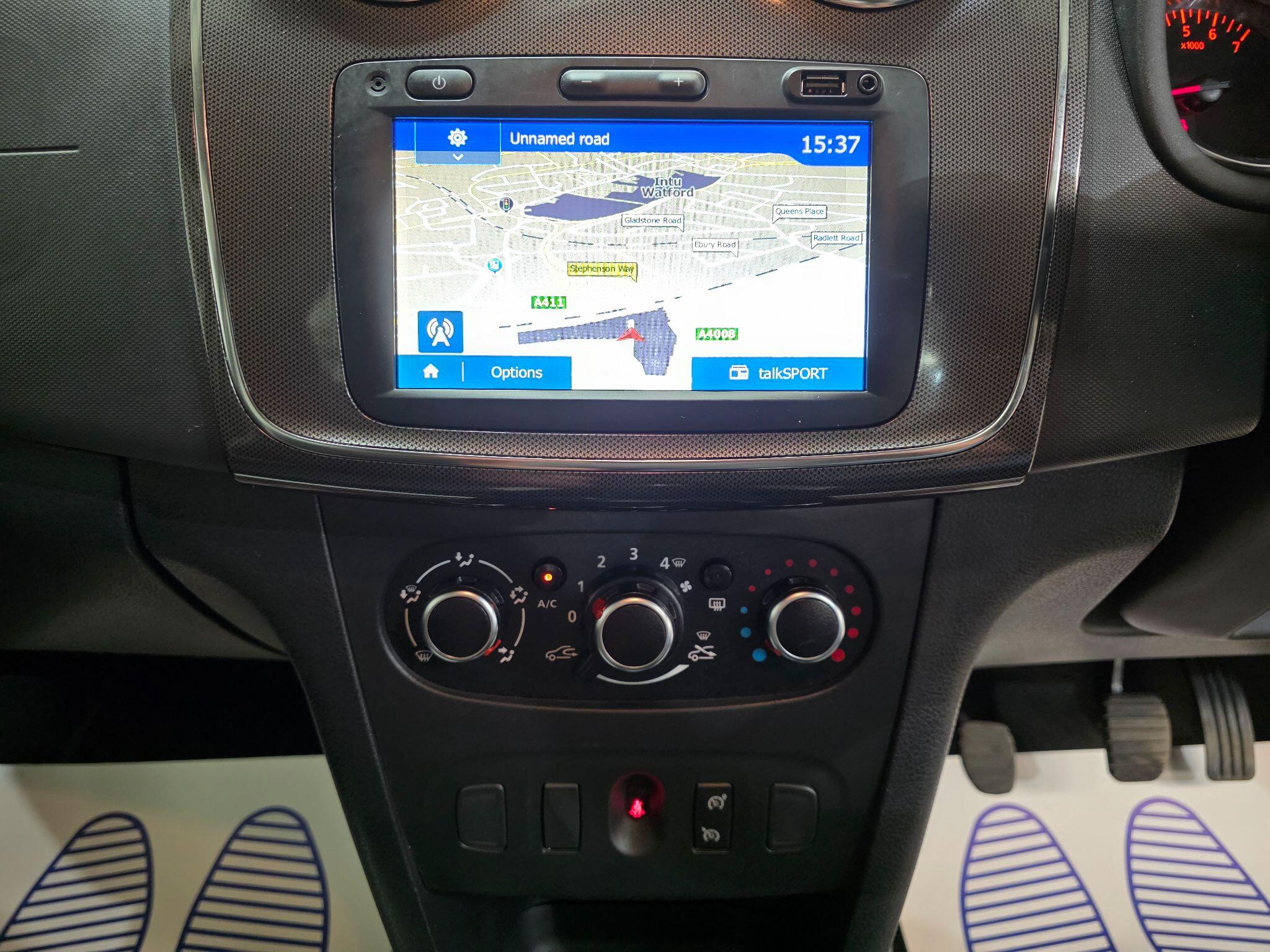 Dacia Sandero Stepway view 7