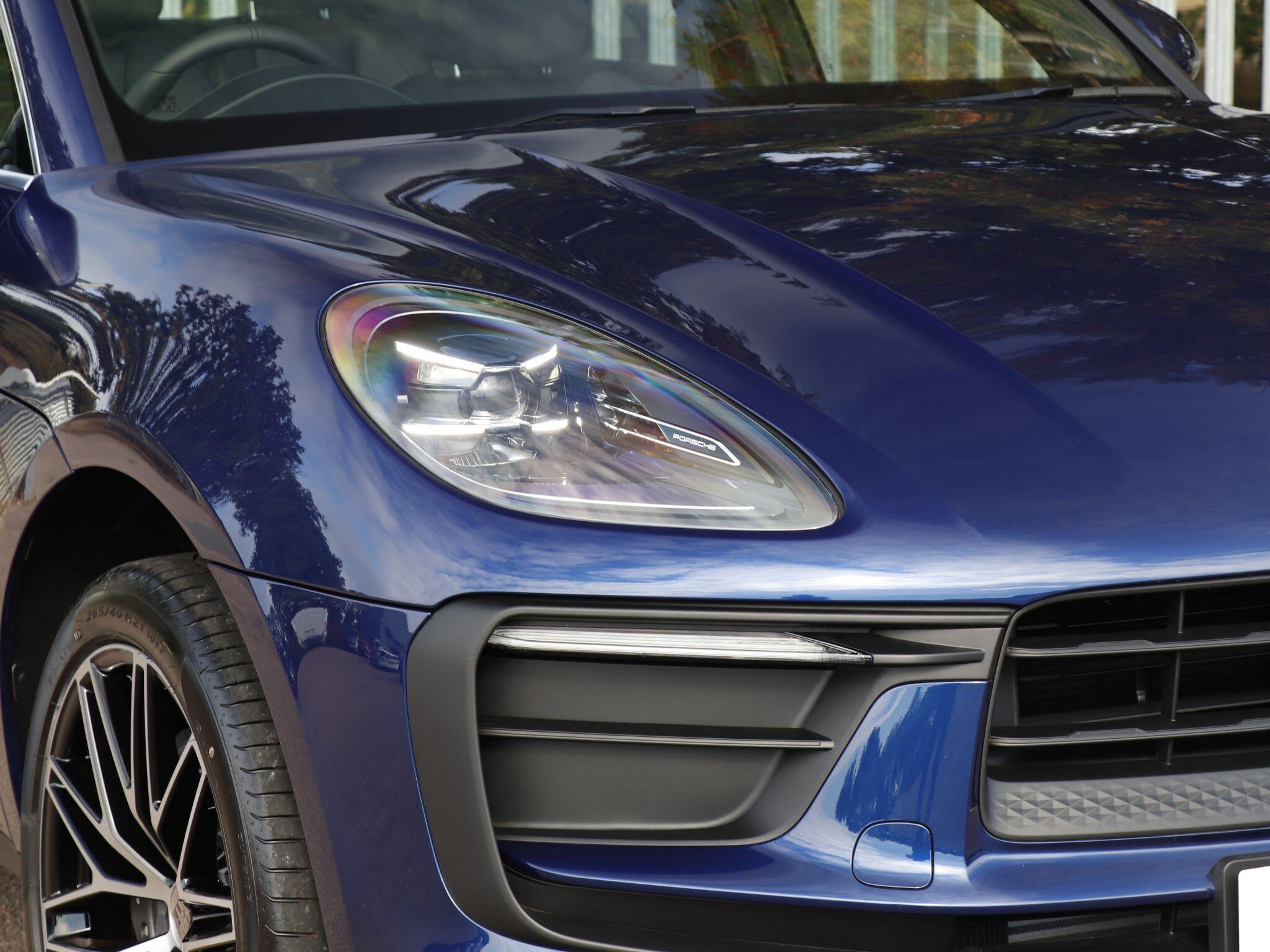 Porsche Macan view 31