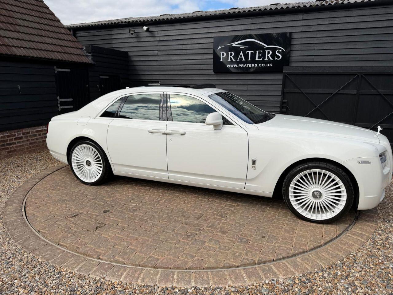 Rolls-Royce Ghost view 76