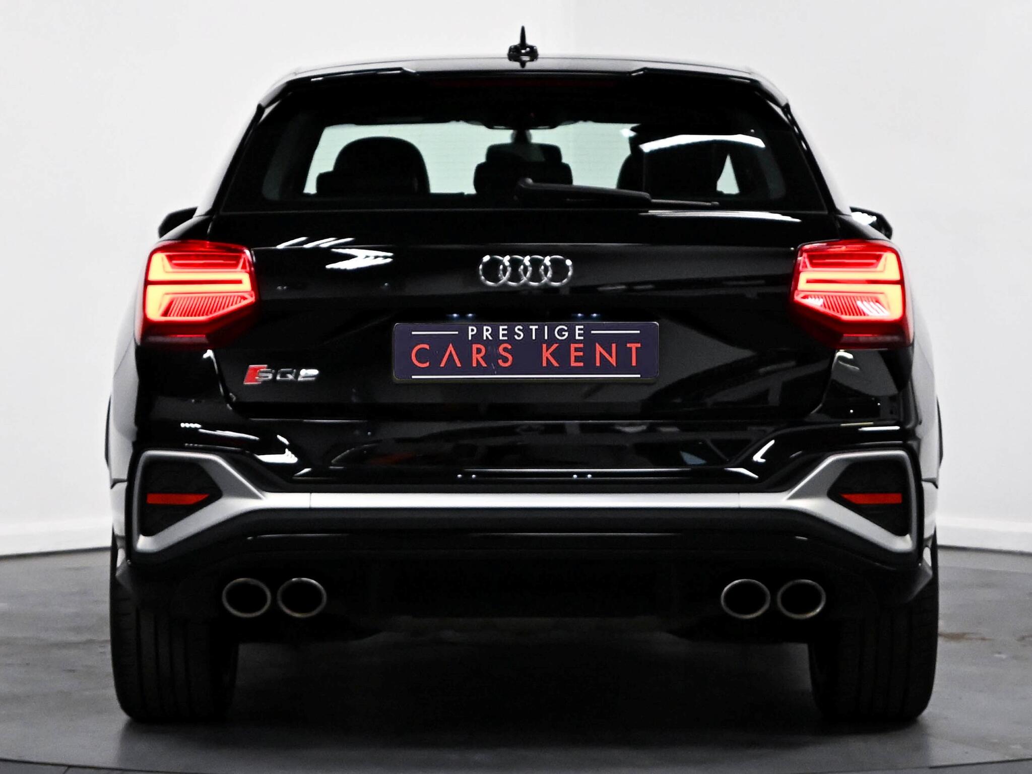 Audi SQ2 view 18