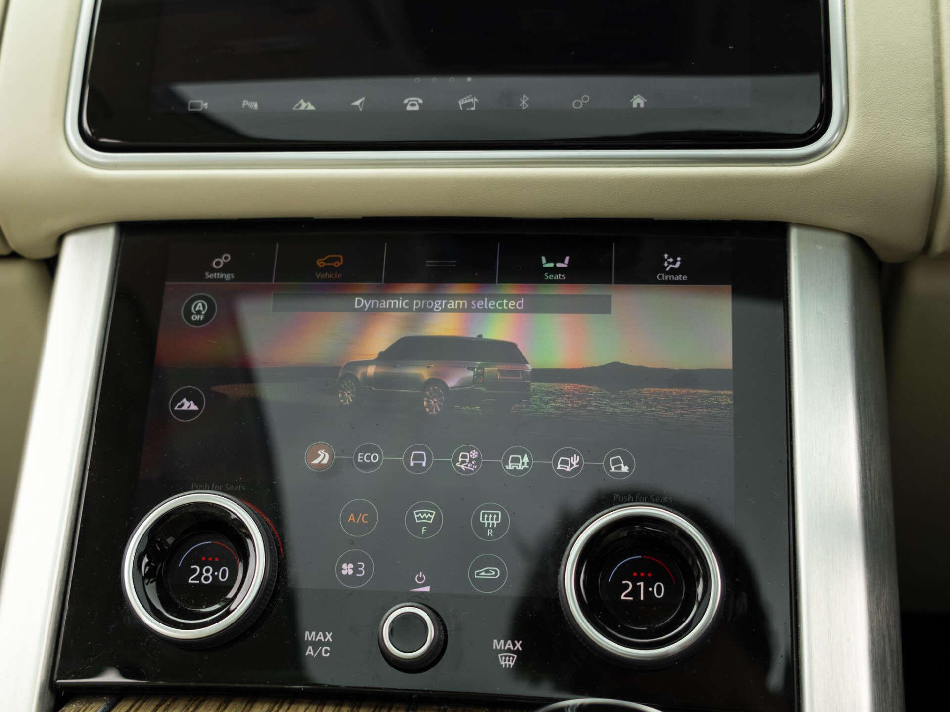 Land Rover Range Rover view 22