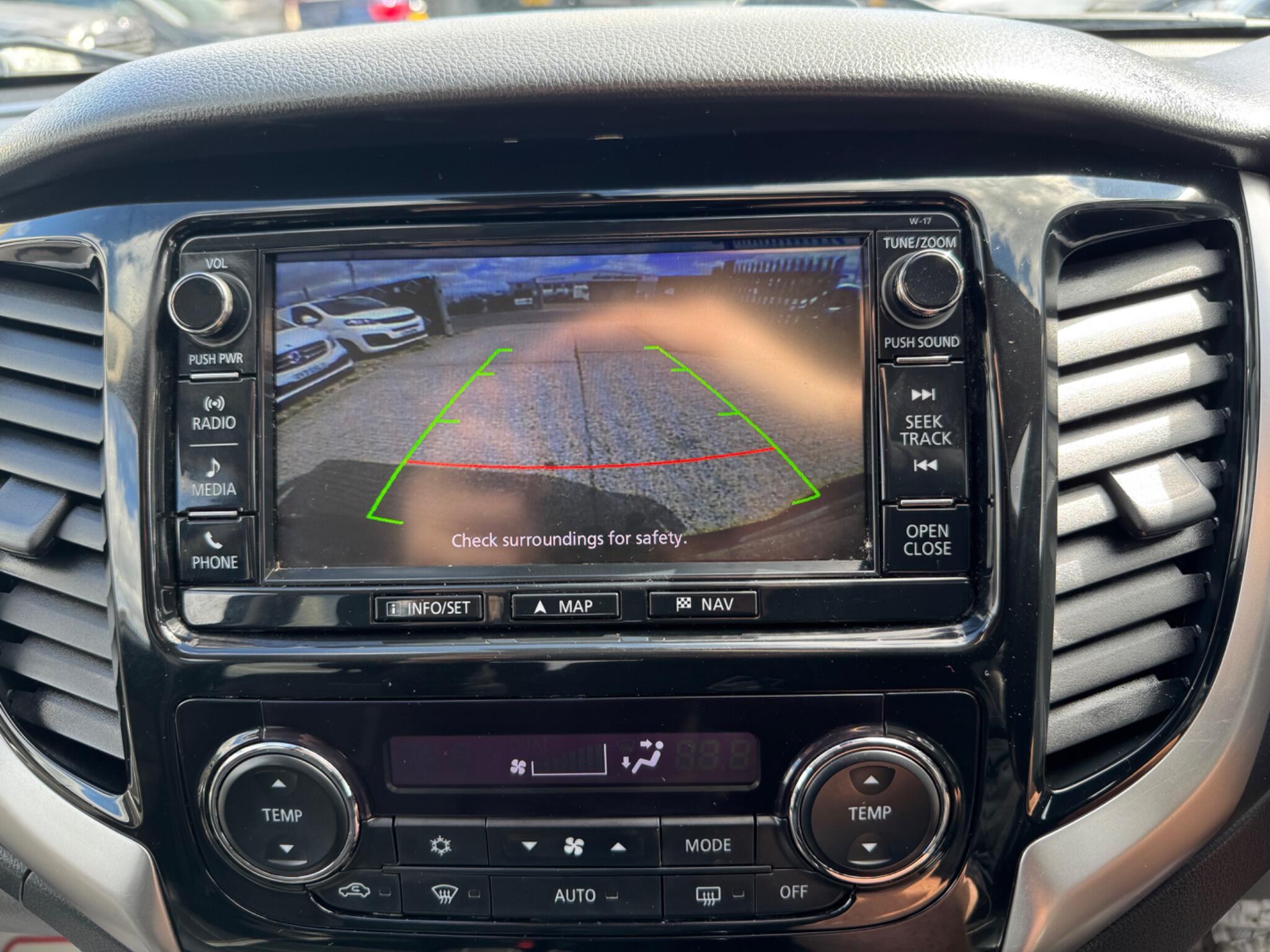 Mitsubishi L200 view 27