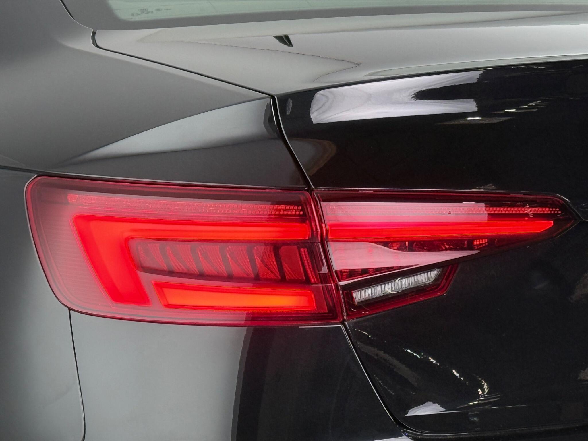 Audi A4 view 6