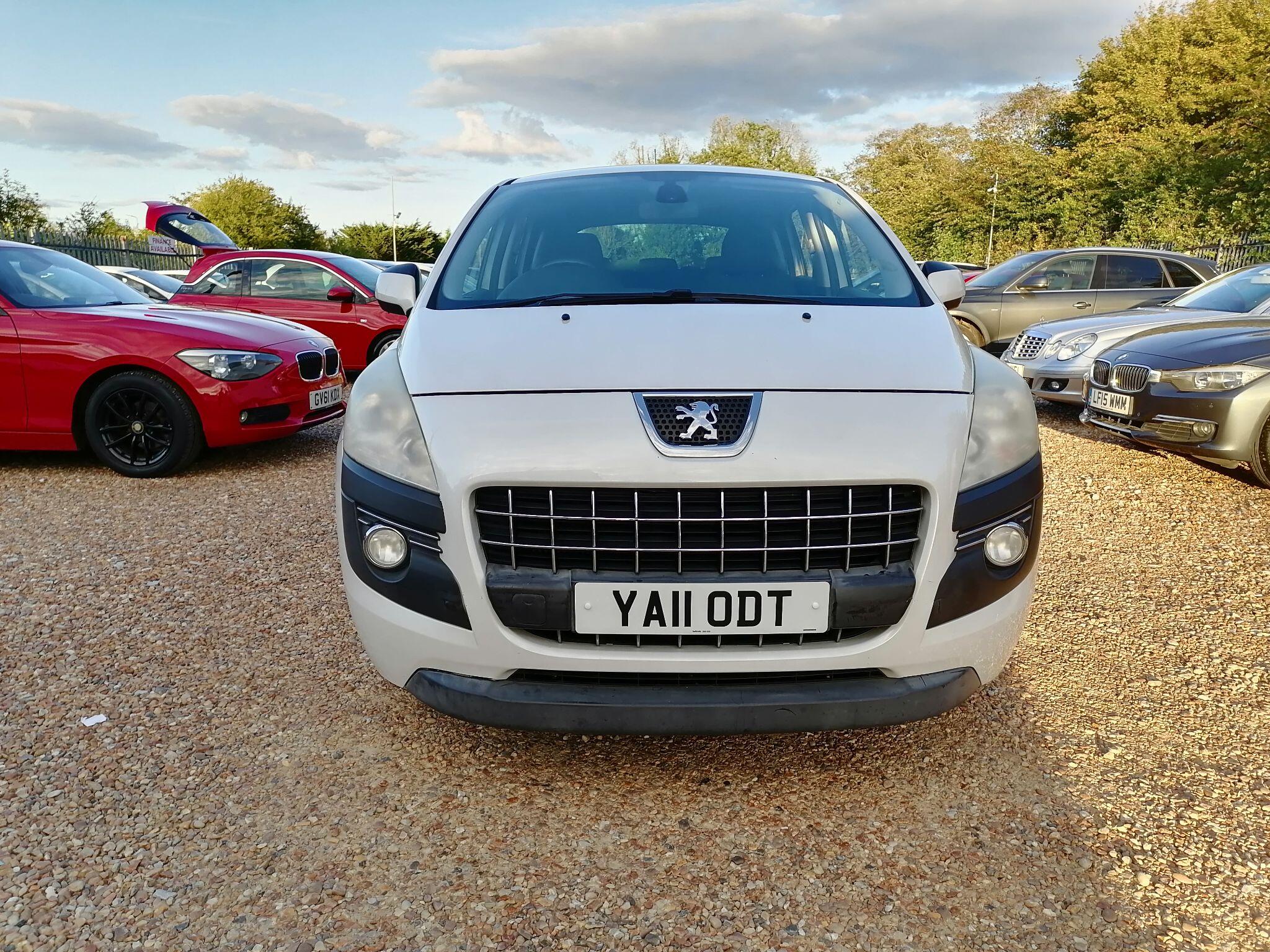 Peugeot 3008 view 8