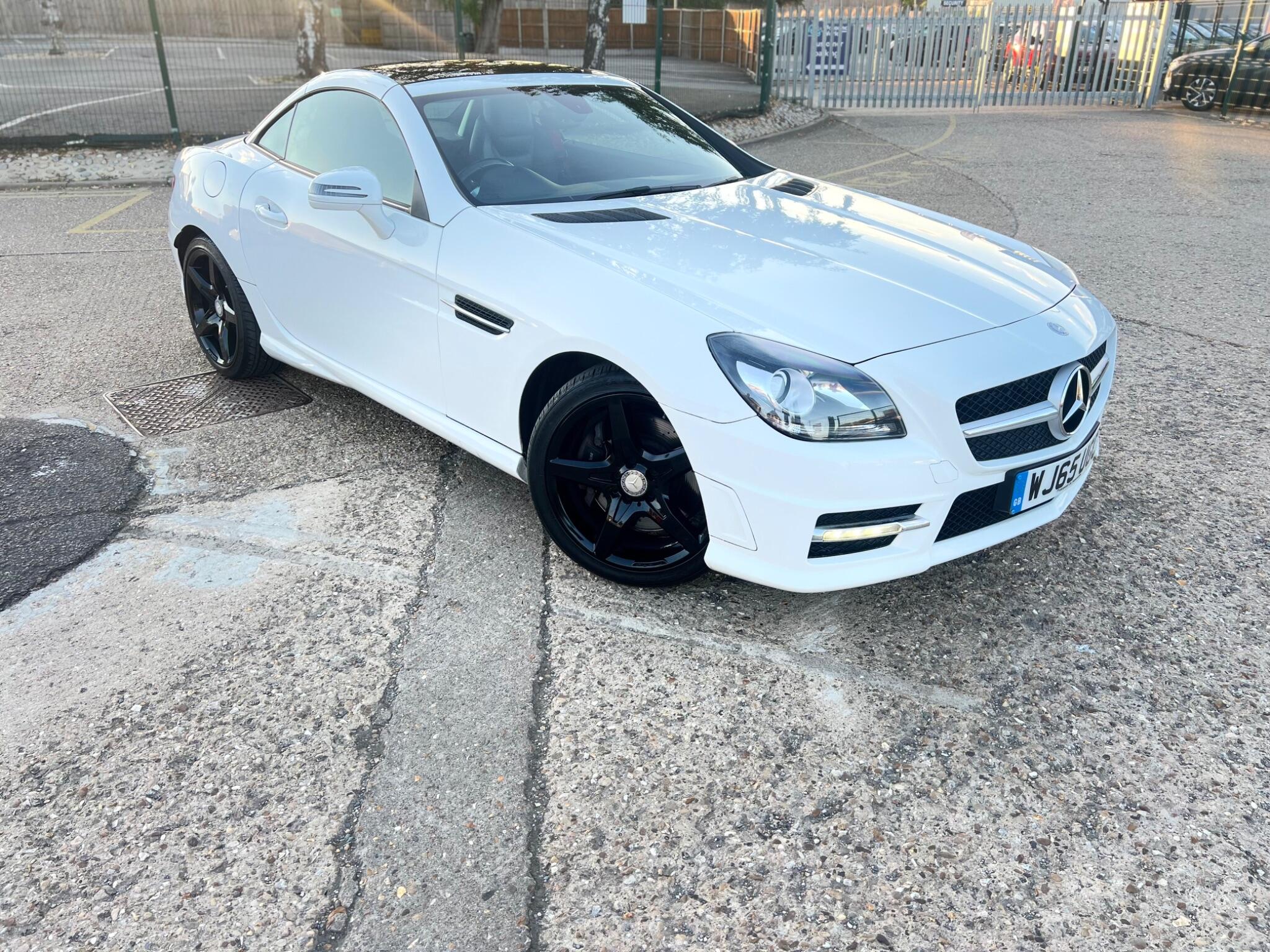 Mercedes-Benz SLK view 21