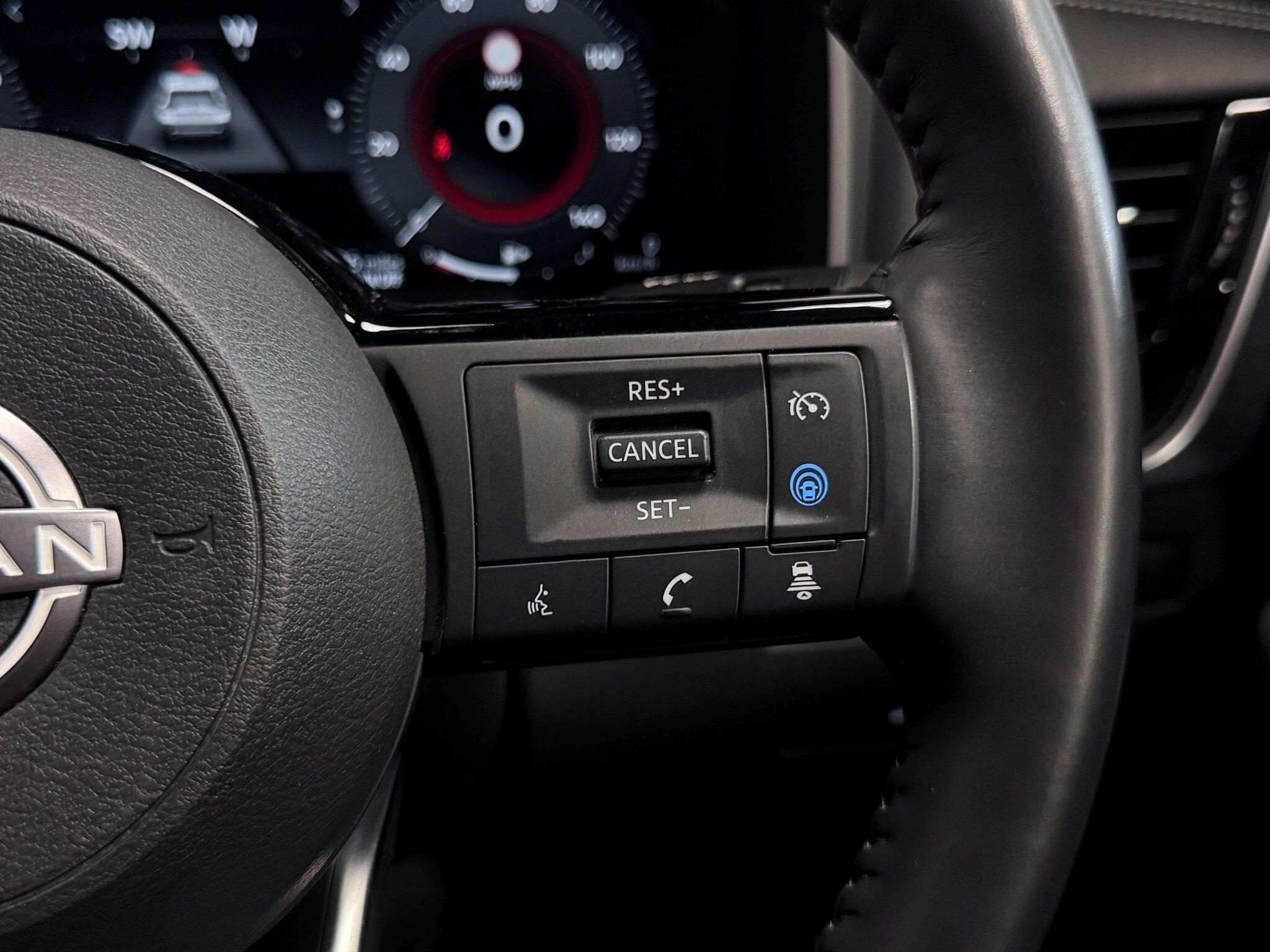 Nissan X-Trail view 37