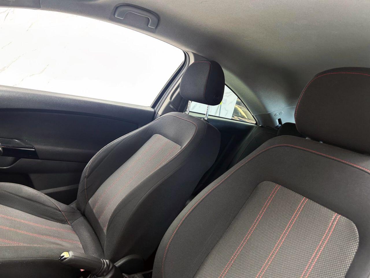 Vauxhall Corsa view 13