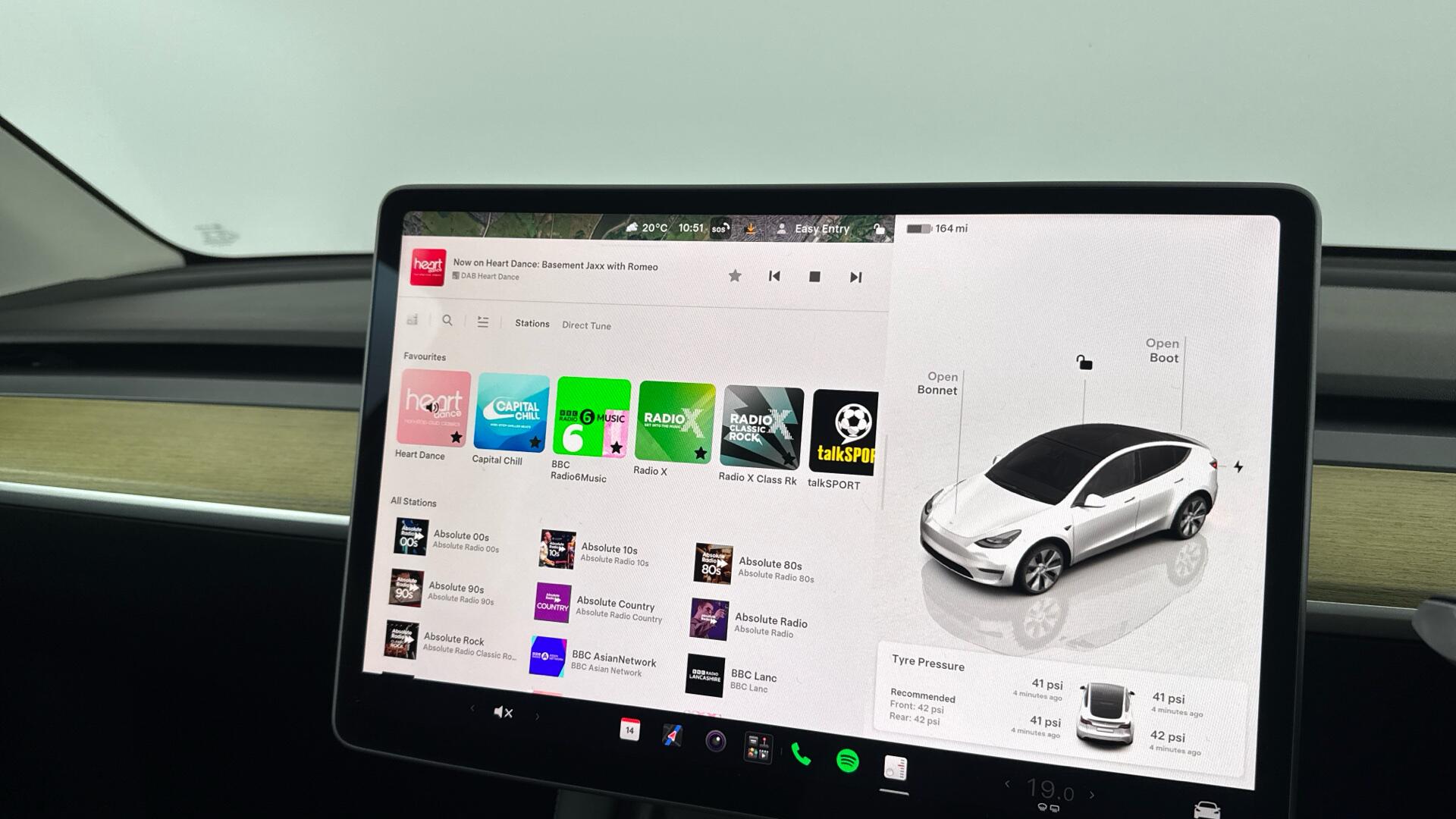 Tesla Model Y view 32