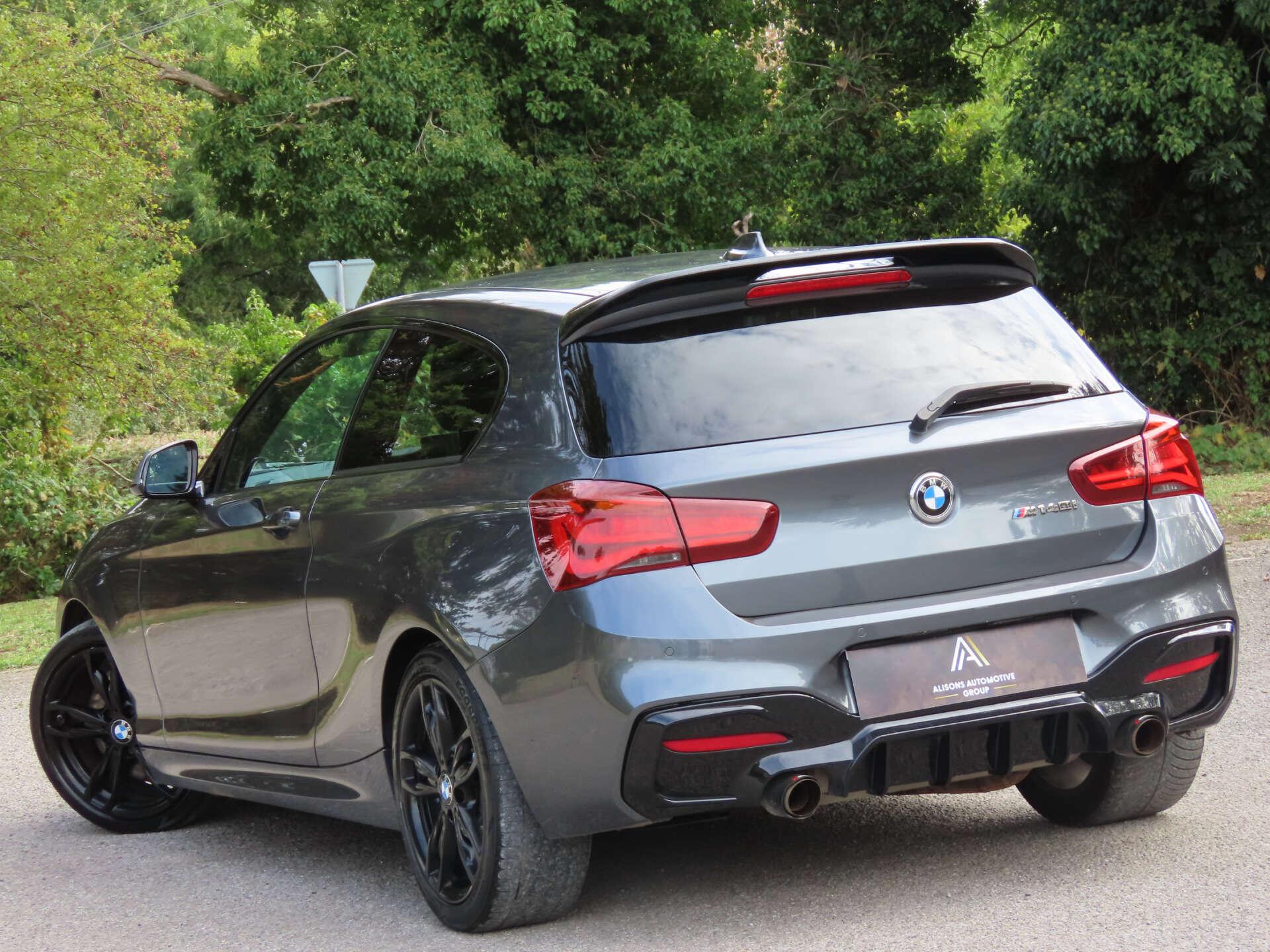 BMW 1 Series view 7