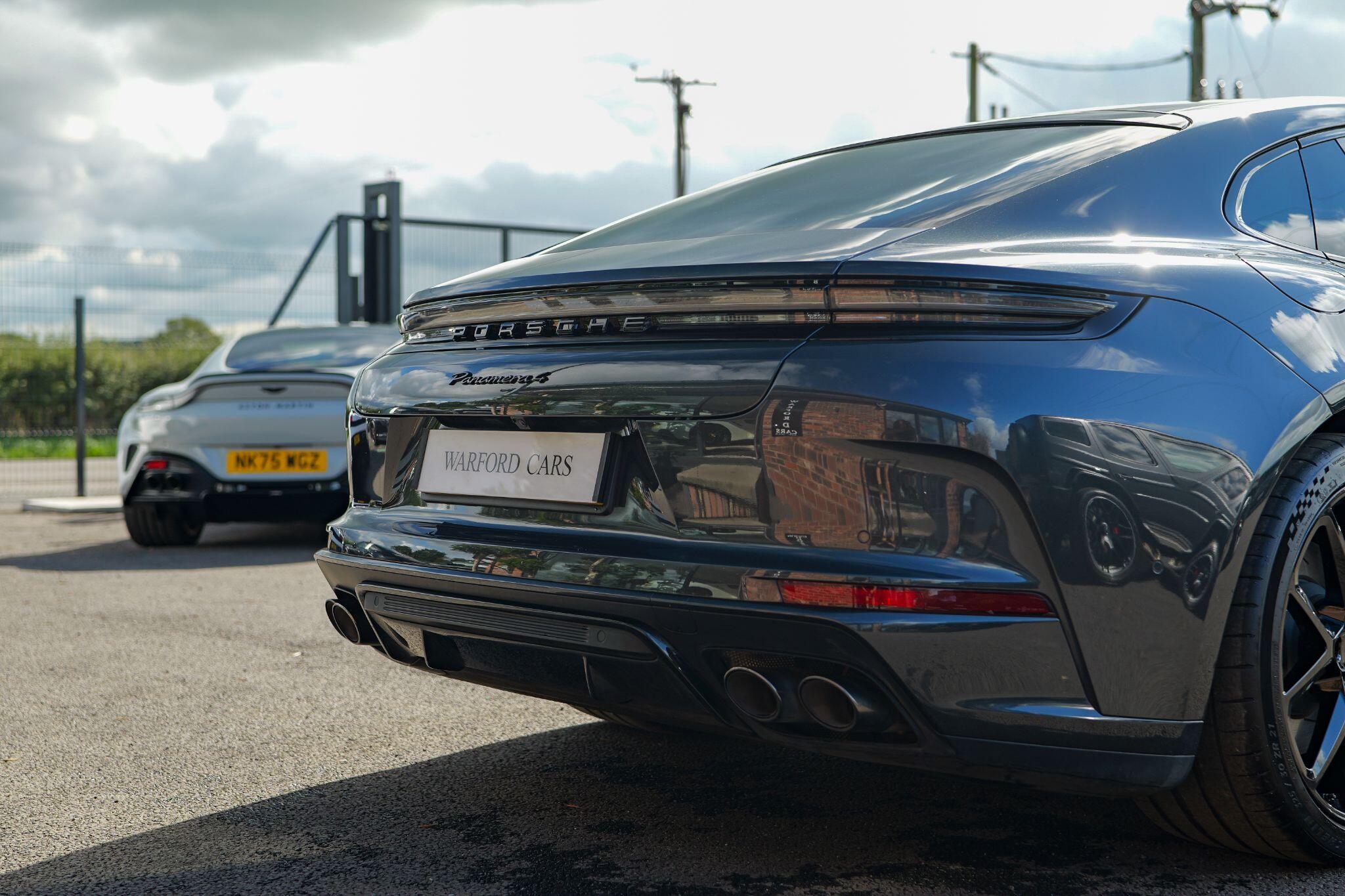 Porsche Panamera view 12