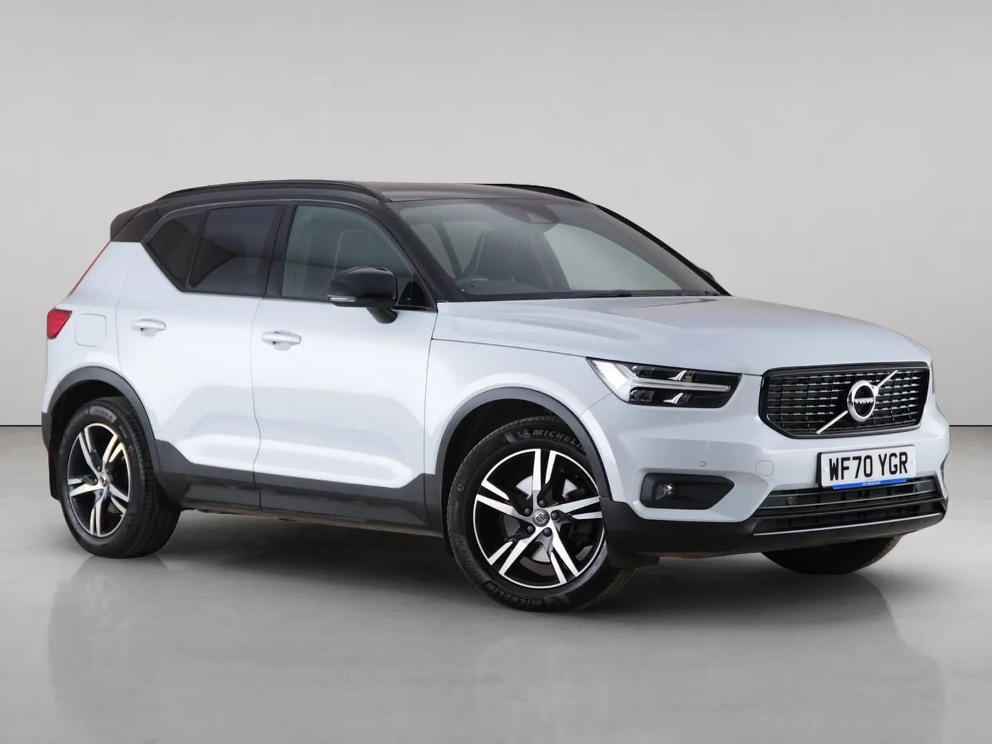 2020 Volvo XC40 in Silver for sale
