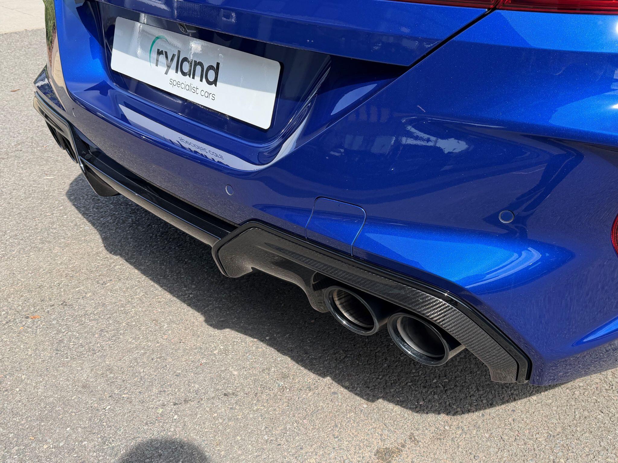 BMW M8 view 20