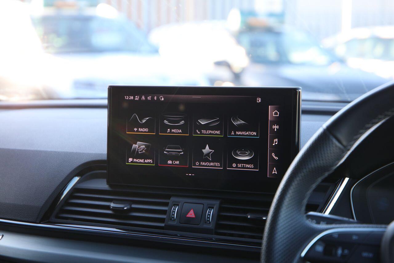 Audi Q5 view 37