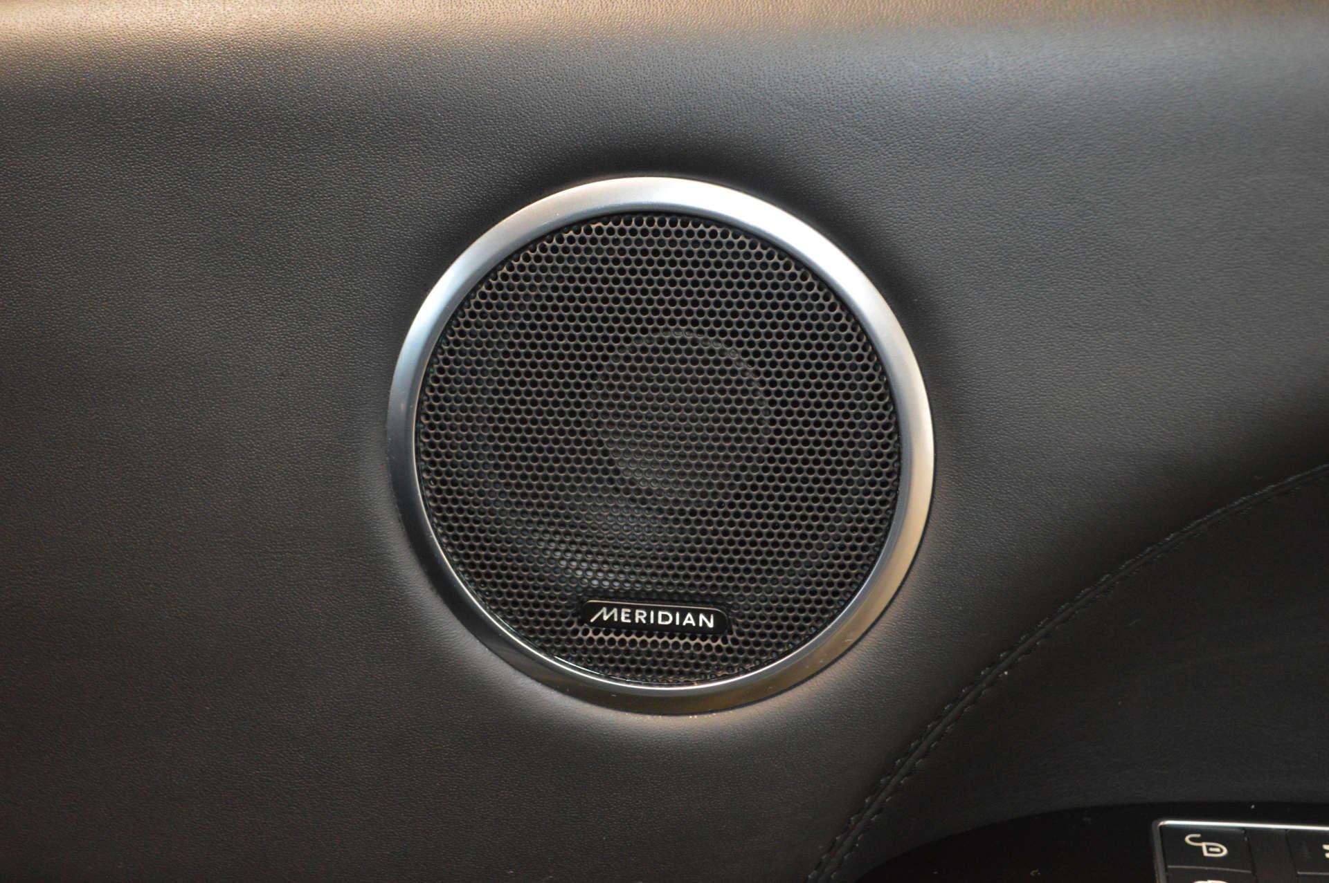 Land Rover Range Rover Sport view 40
