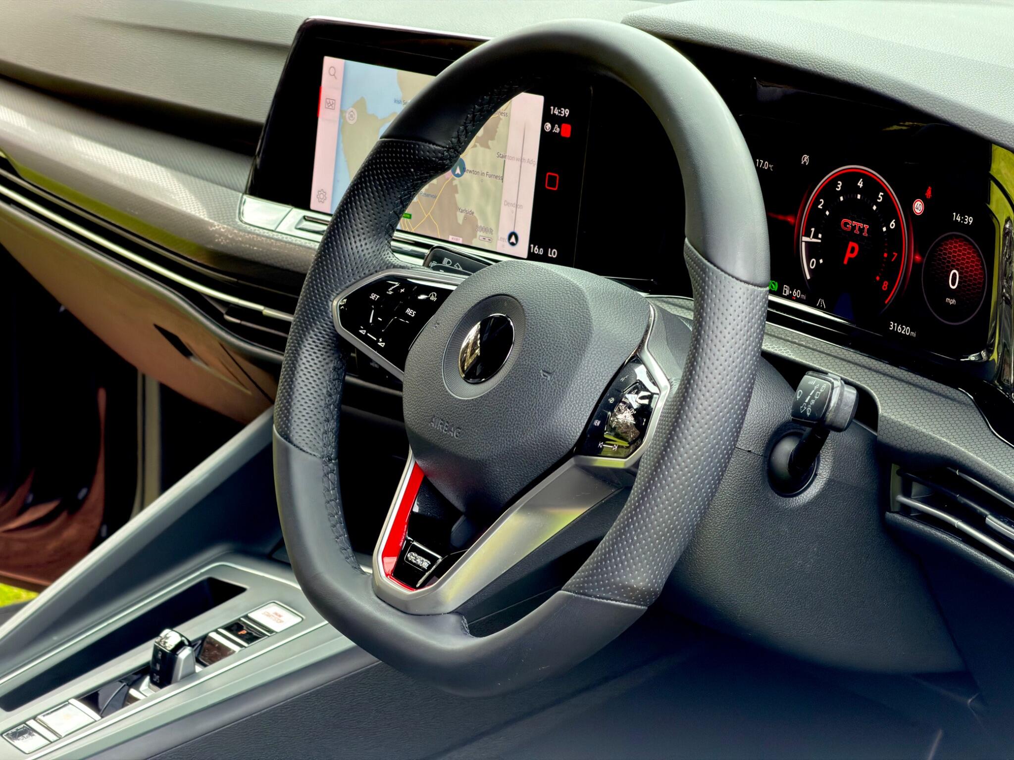Volkswagen Golf view 26