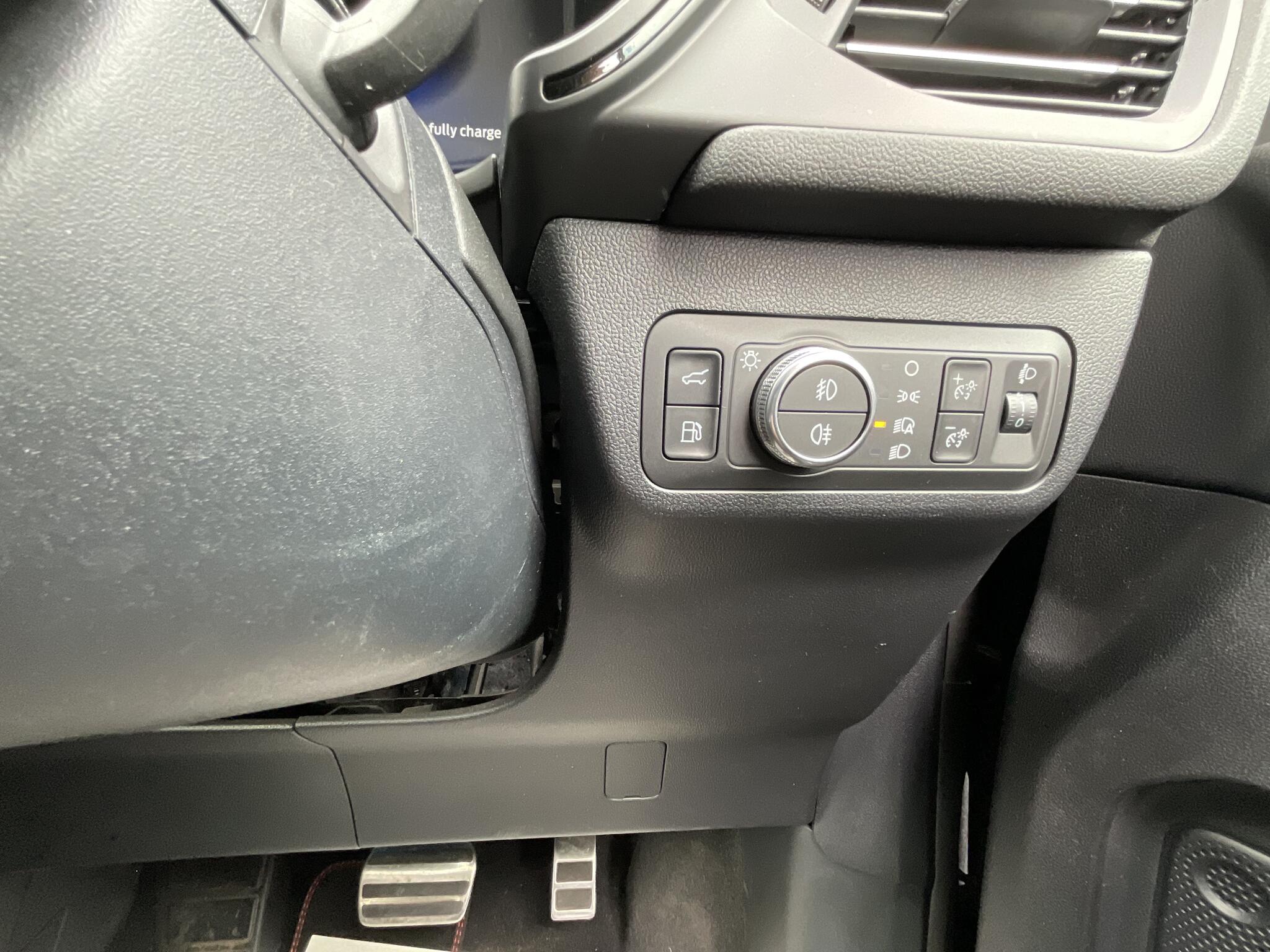 Ford Kuga view 38