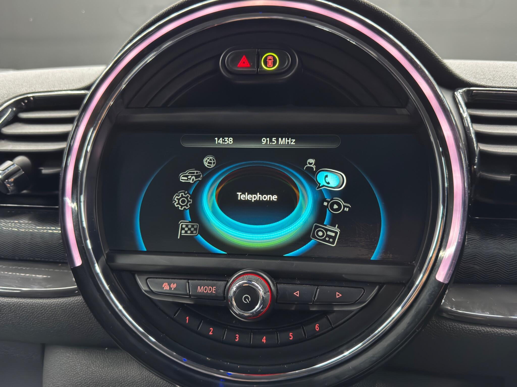 Mini Clubman view 33