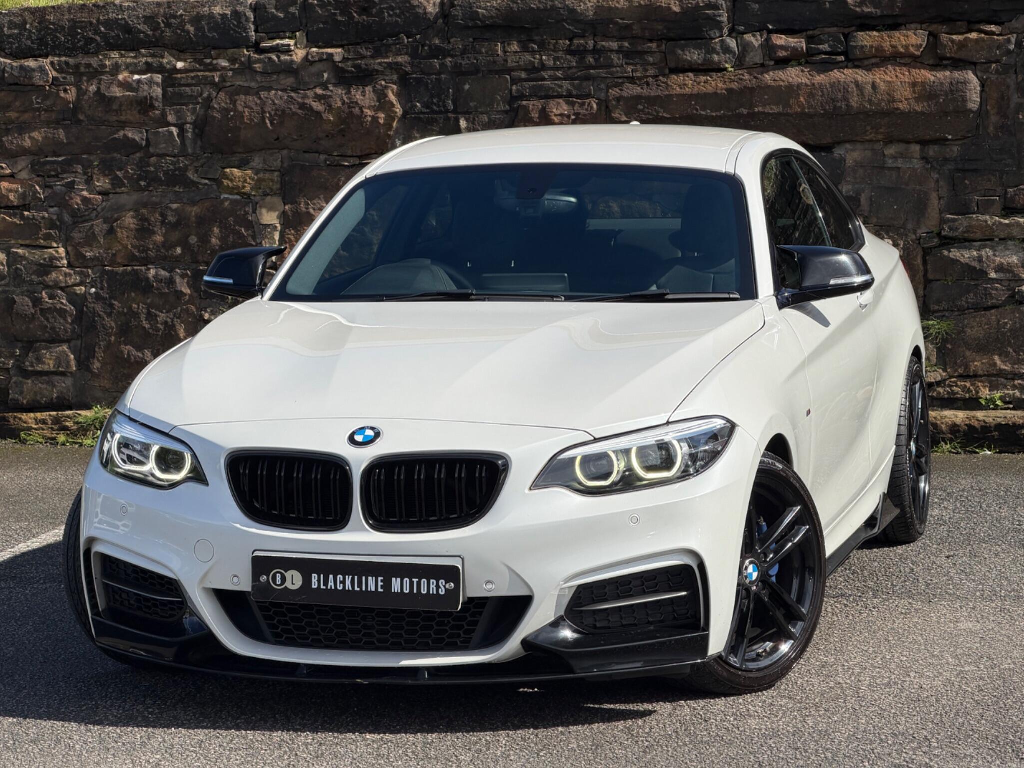 BMW 2 Series view 3