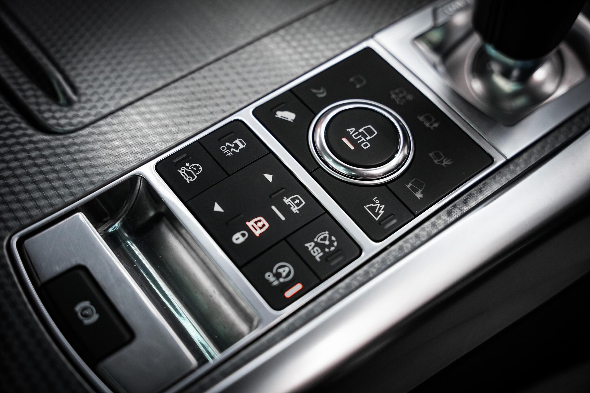 Land Rover Range Rover Sport view 45