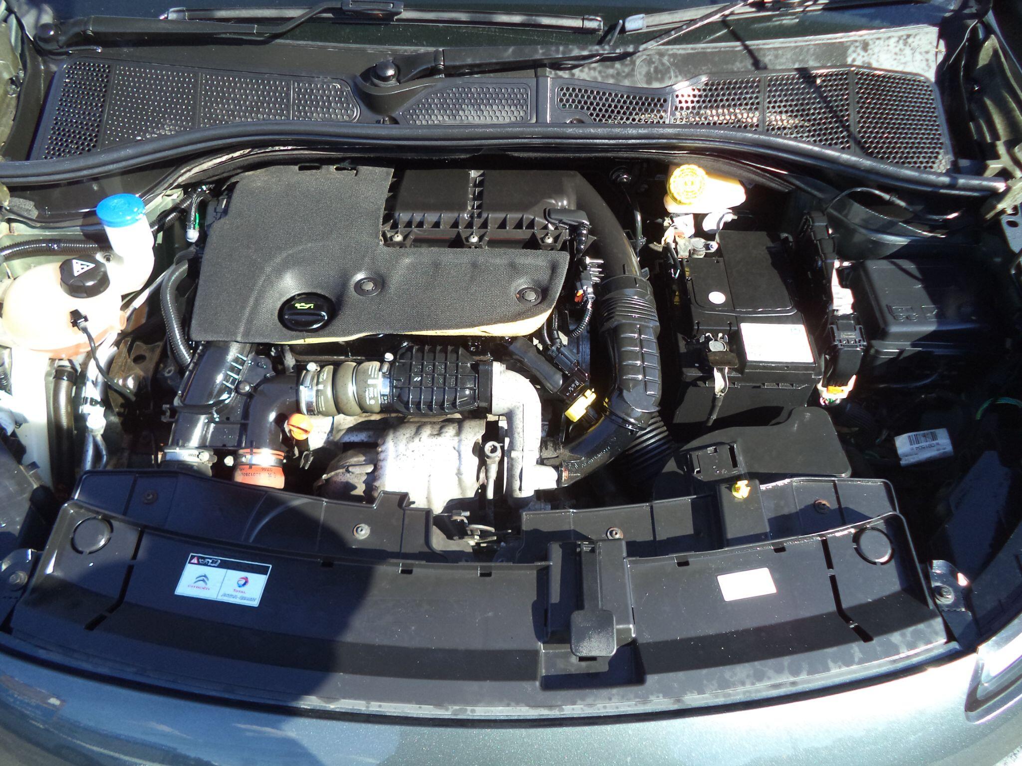 Citroen C4 Cactus view 56
