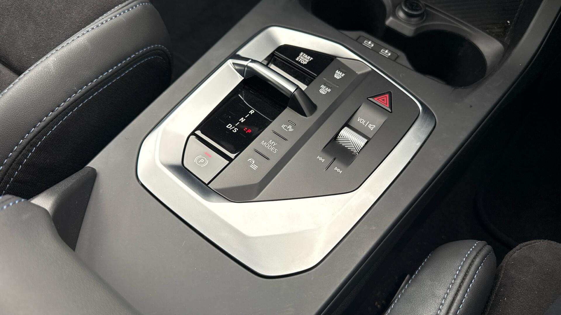 BMW 1 Series view 19