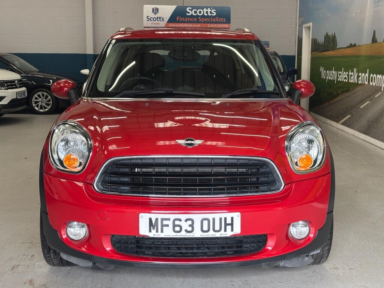 MINI Countryman view 2