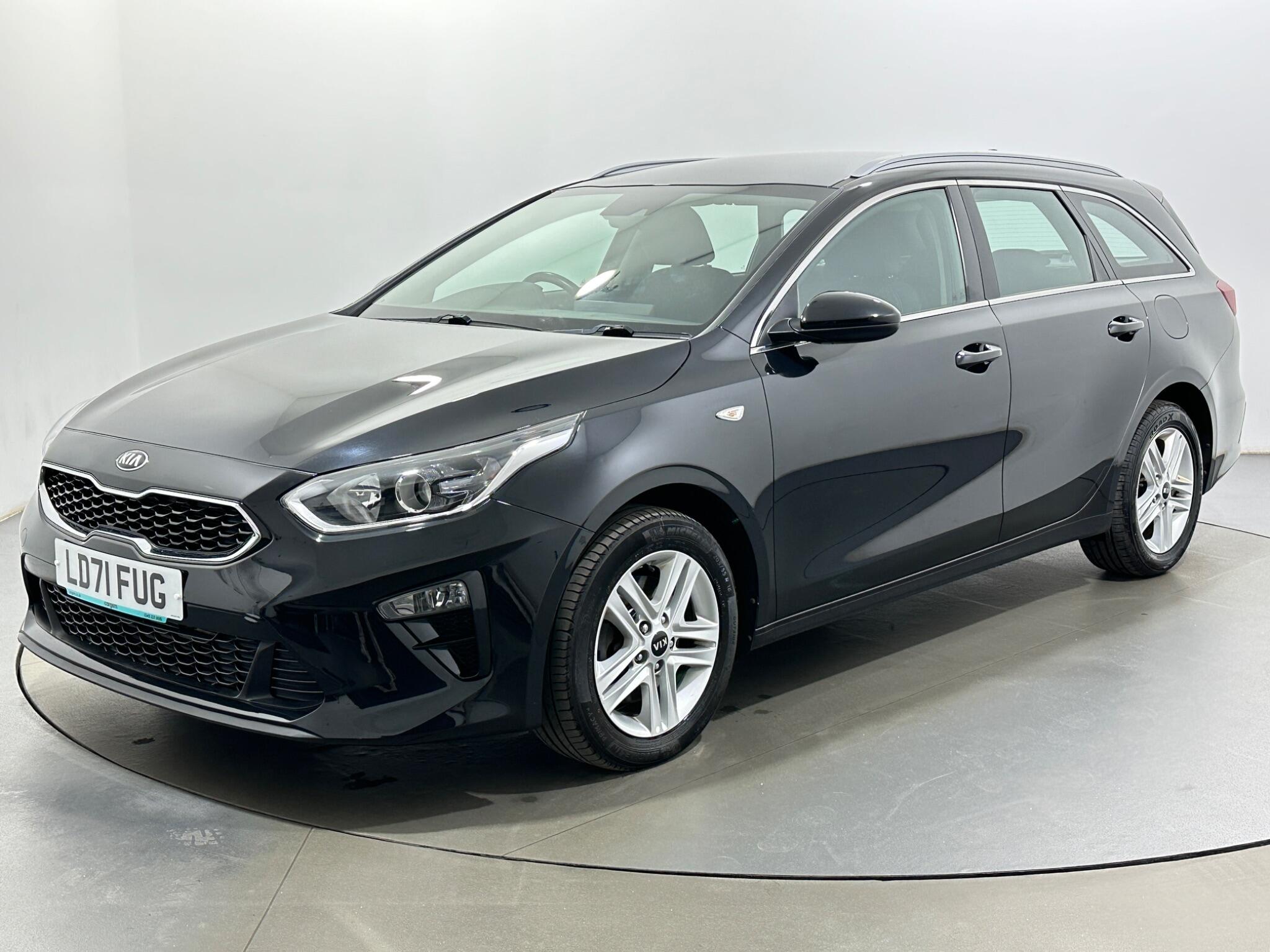 Kia Ceed view 4