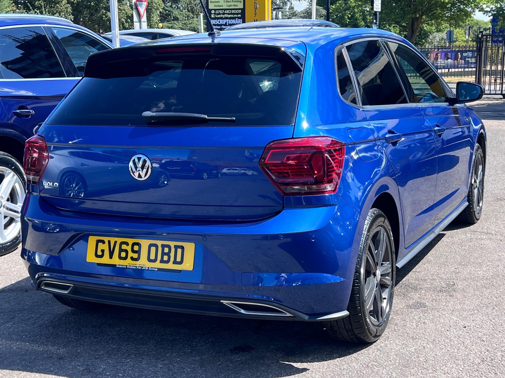 Volkswagen Polo view 9