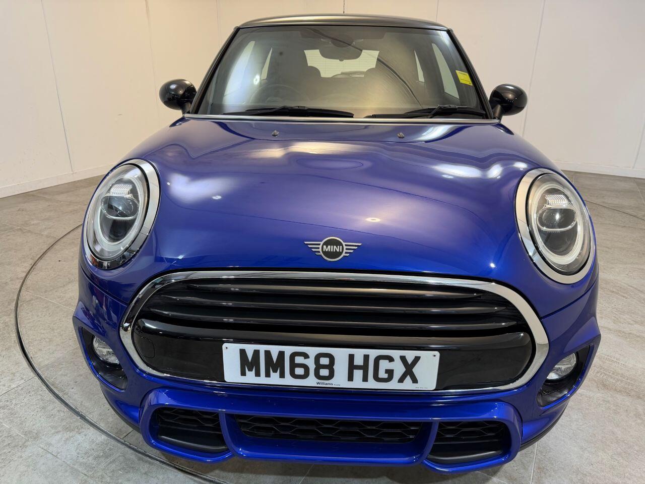 Mini Cooper view 27