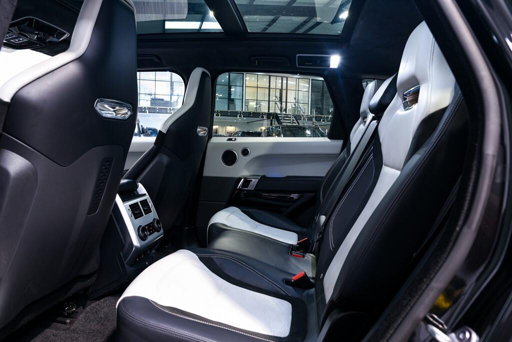 Land Rover Range Rover Sport view 19