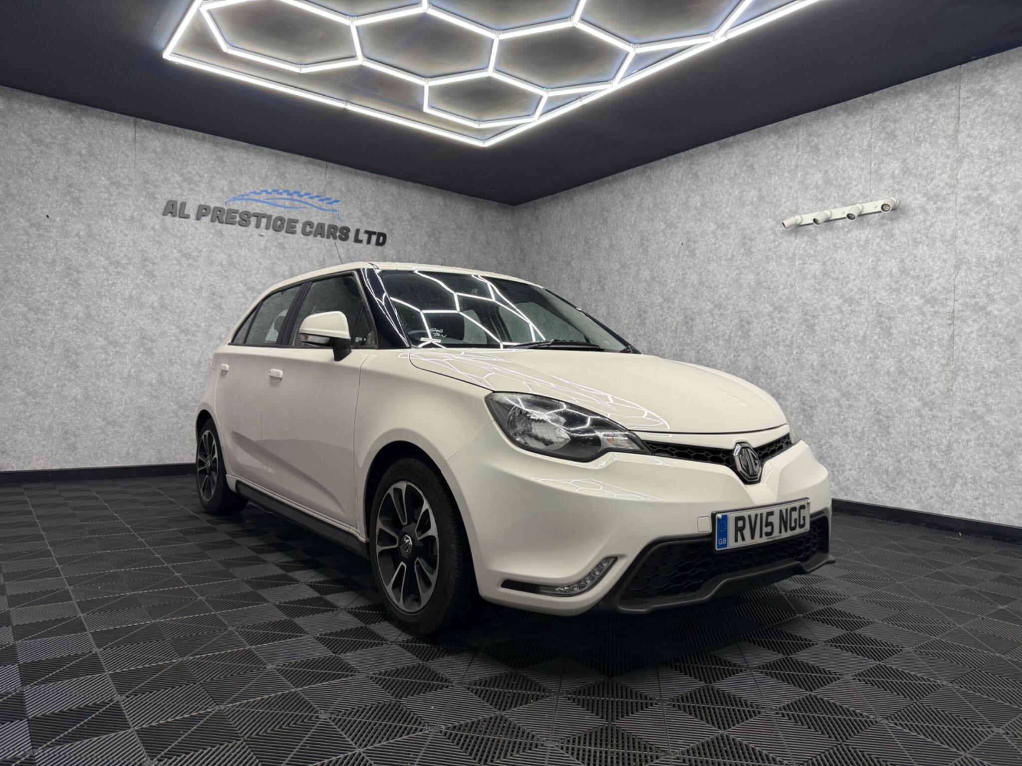 MG MG3 view 5