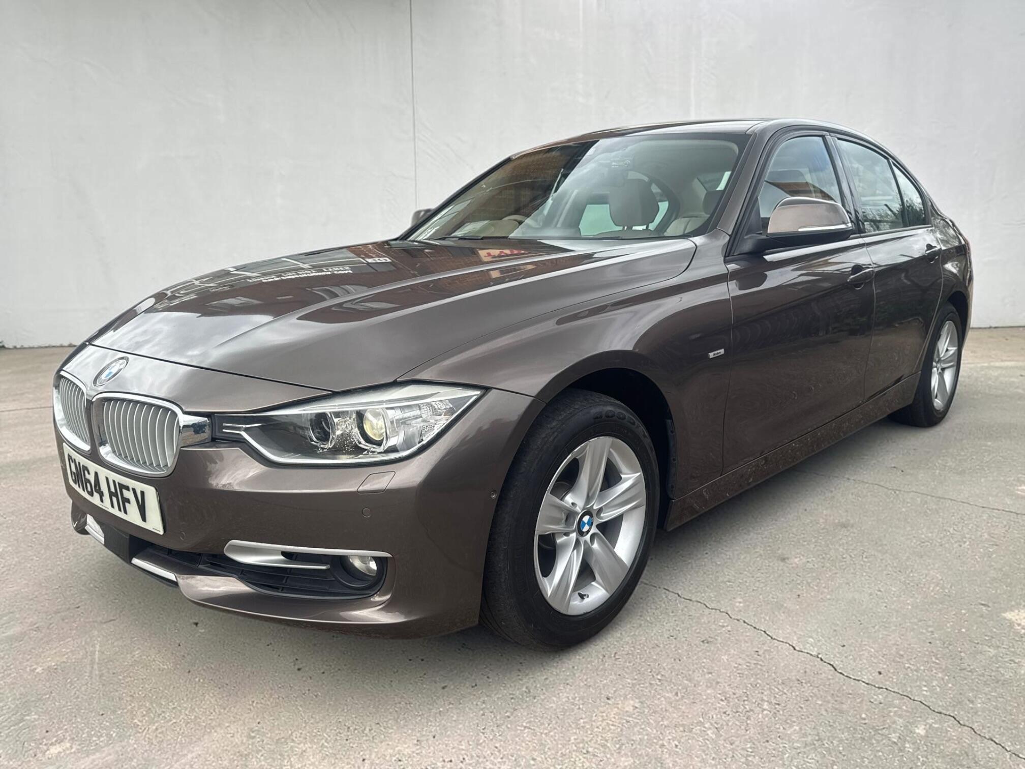 BMW 3 Series view 3