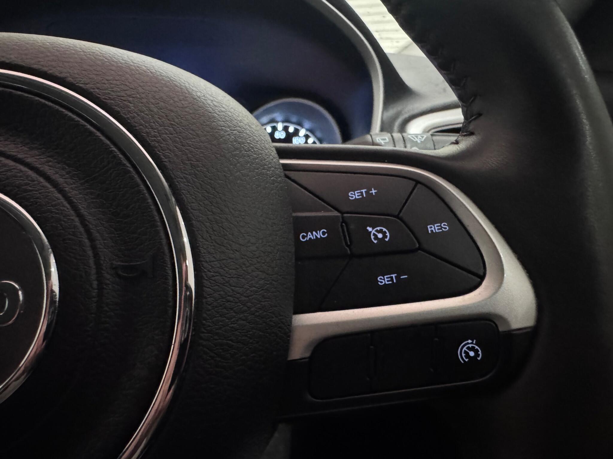 Jeep Compass view 12