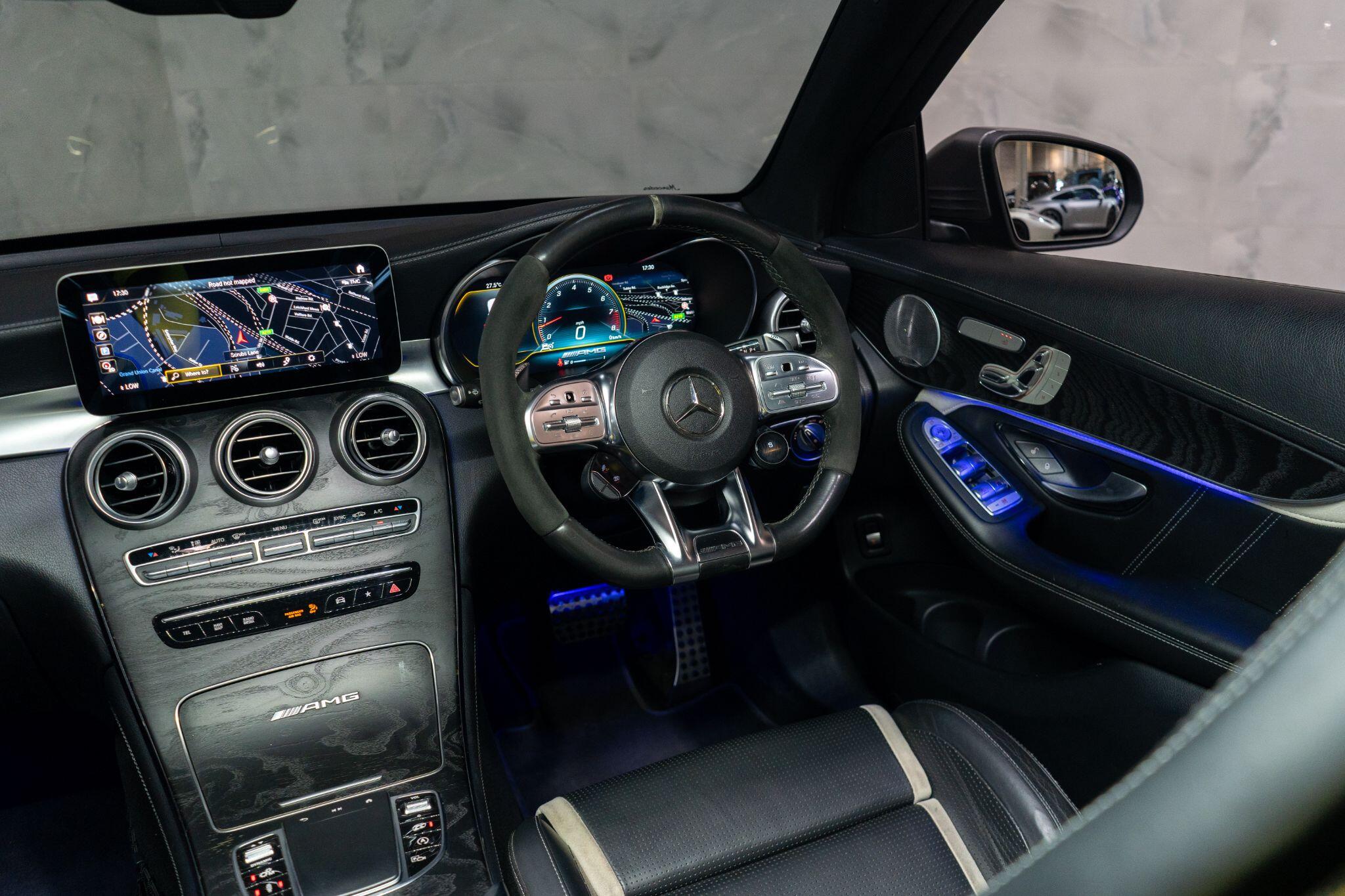 Mercedes-Benz GLC view 12