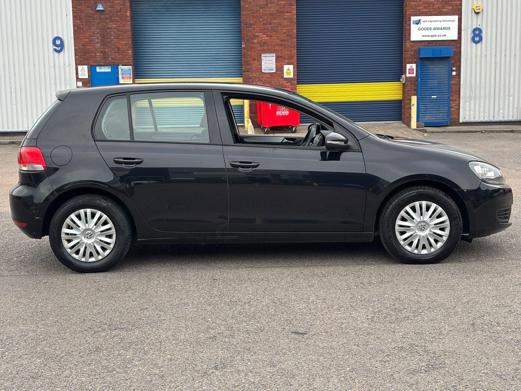 Volkswagen Golf view 20