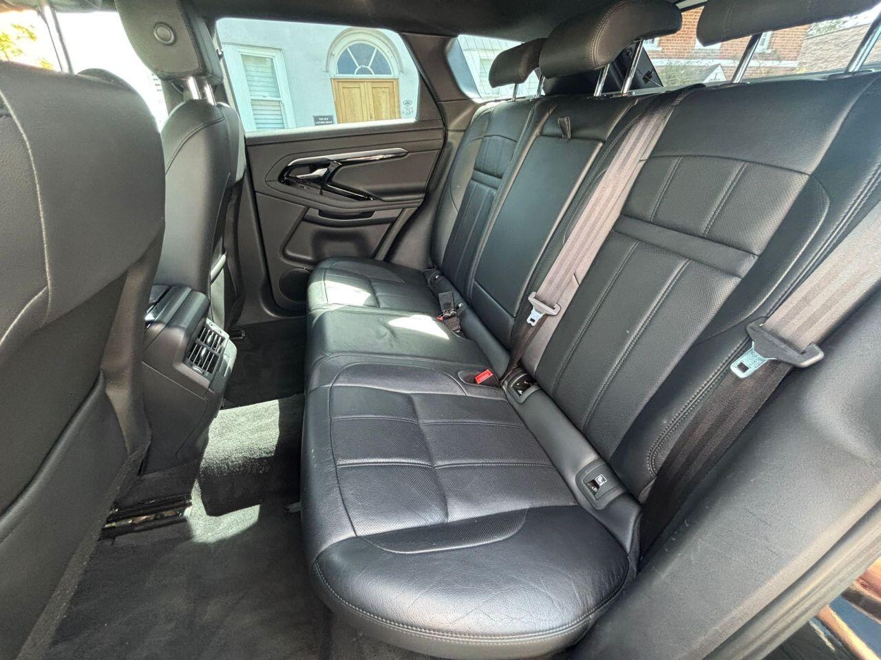Land Rover Range Rover Evoque view 23