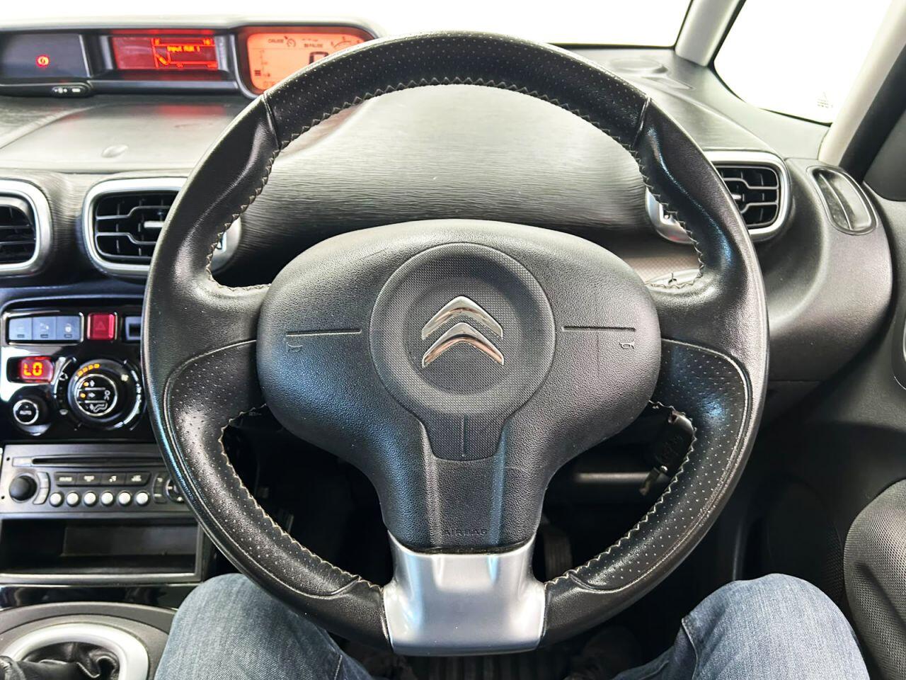 Citroen C3 Picasso view 19
