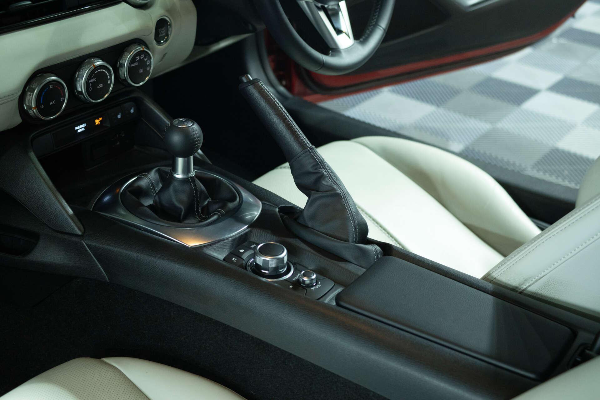 Mazda MX-5 view 48