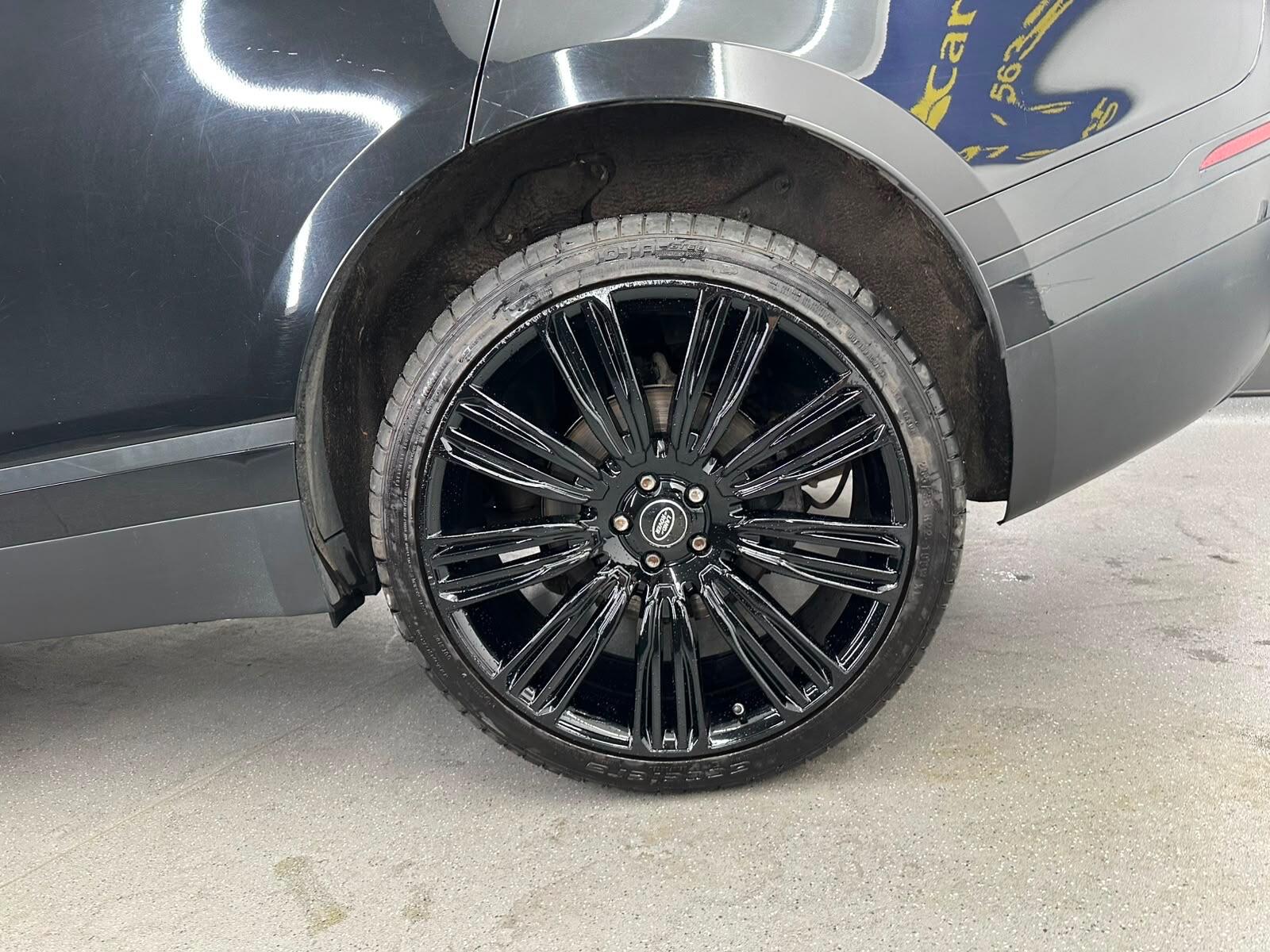 Land Rover Range Rover Velar view 20