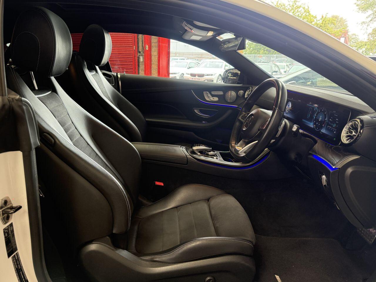 Mercedes-Benz E Class view 30