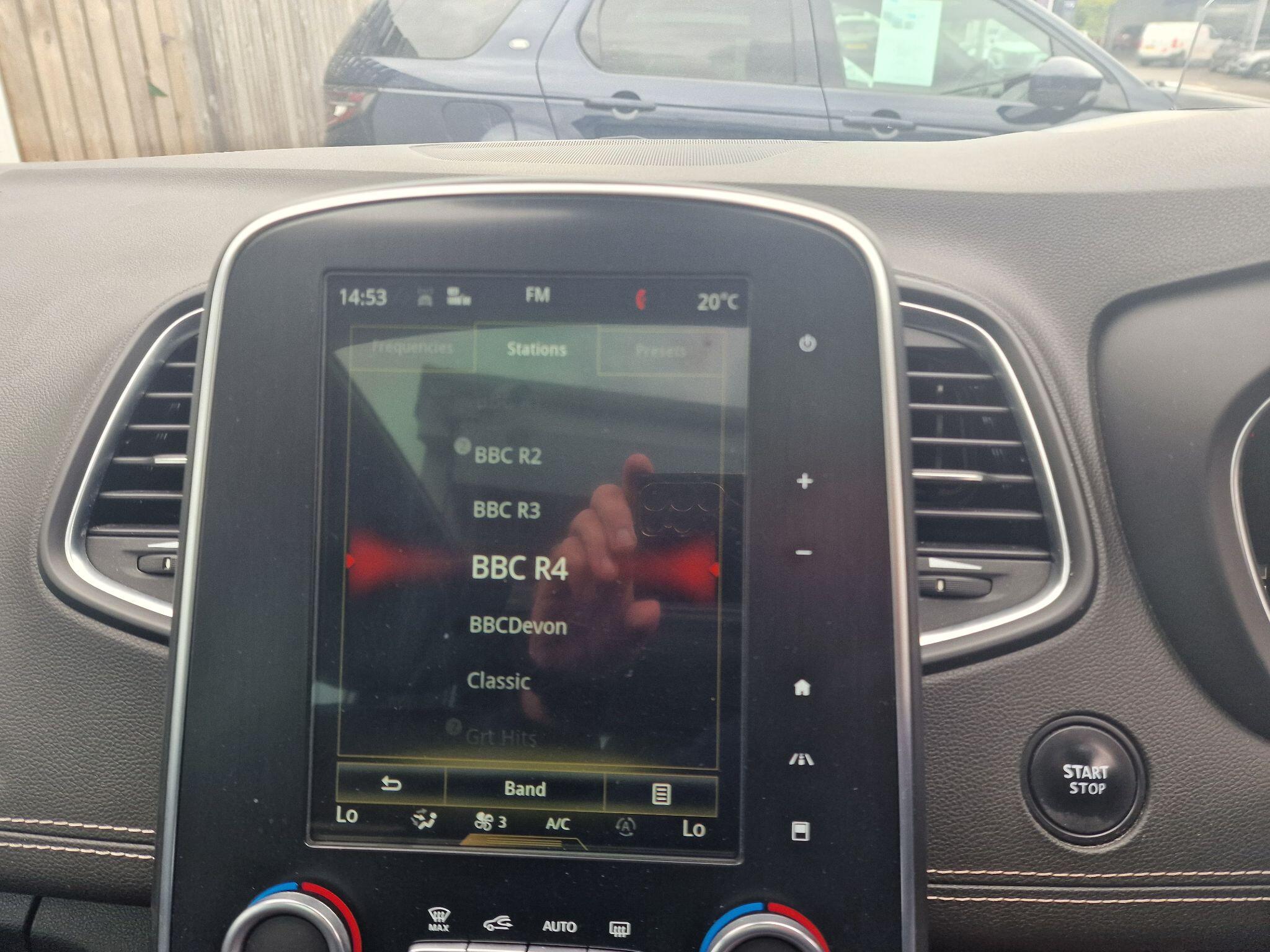 Renault Scenic view 8