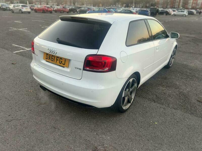 2011 Audi A3 image 10