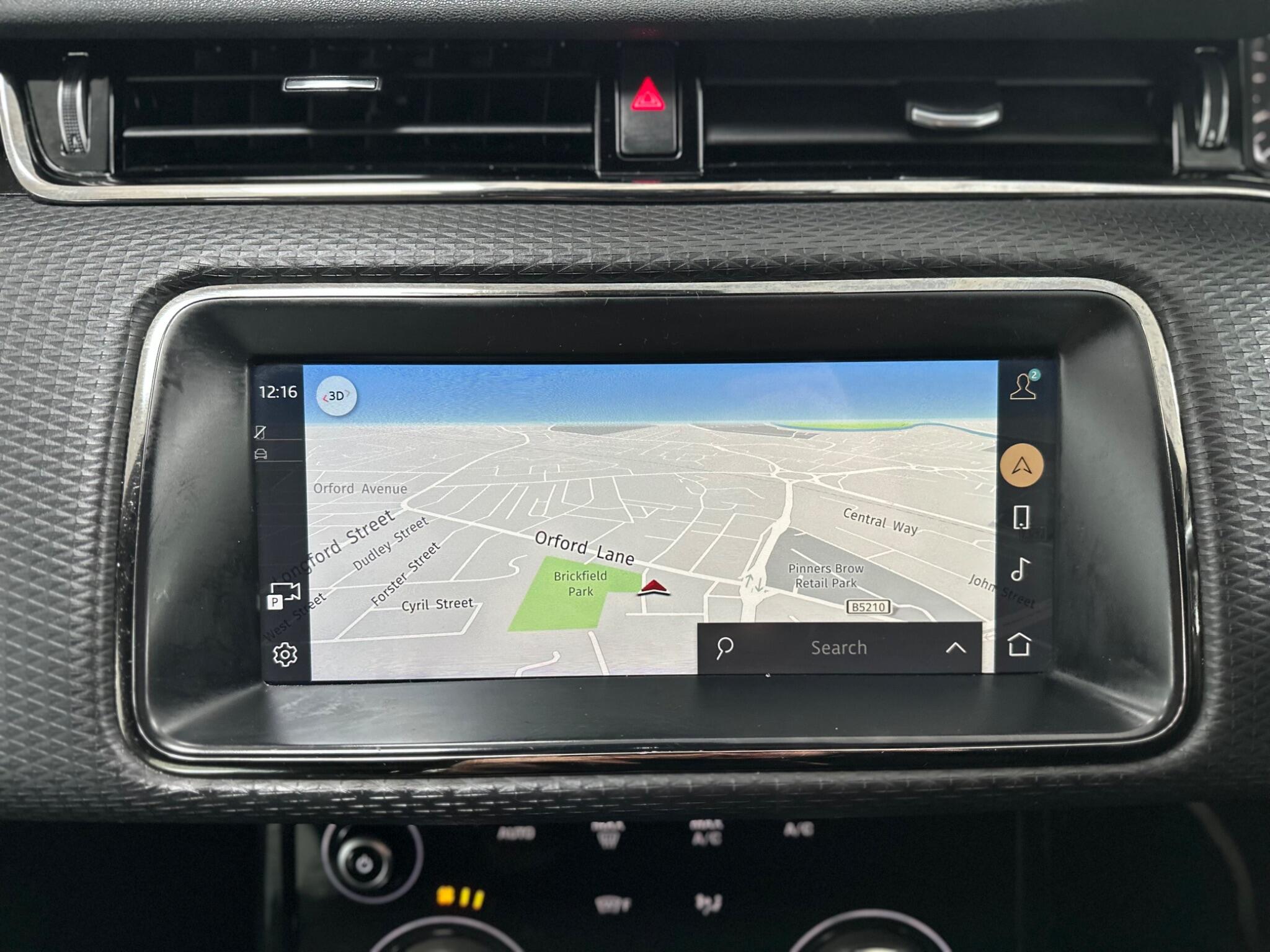 Land Rover Range Rover Evoque view 29