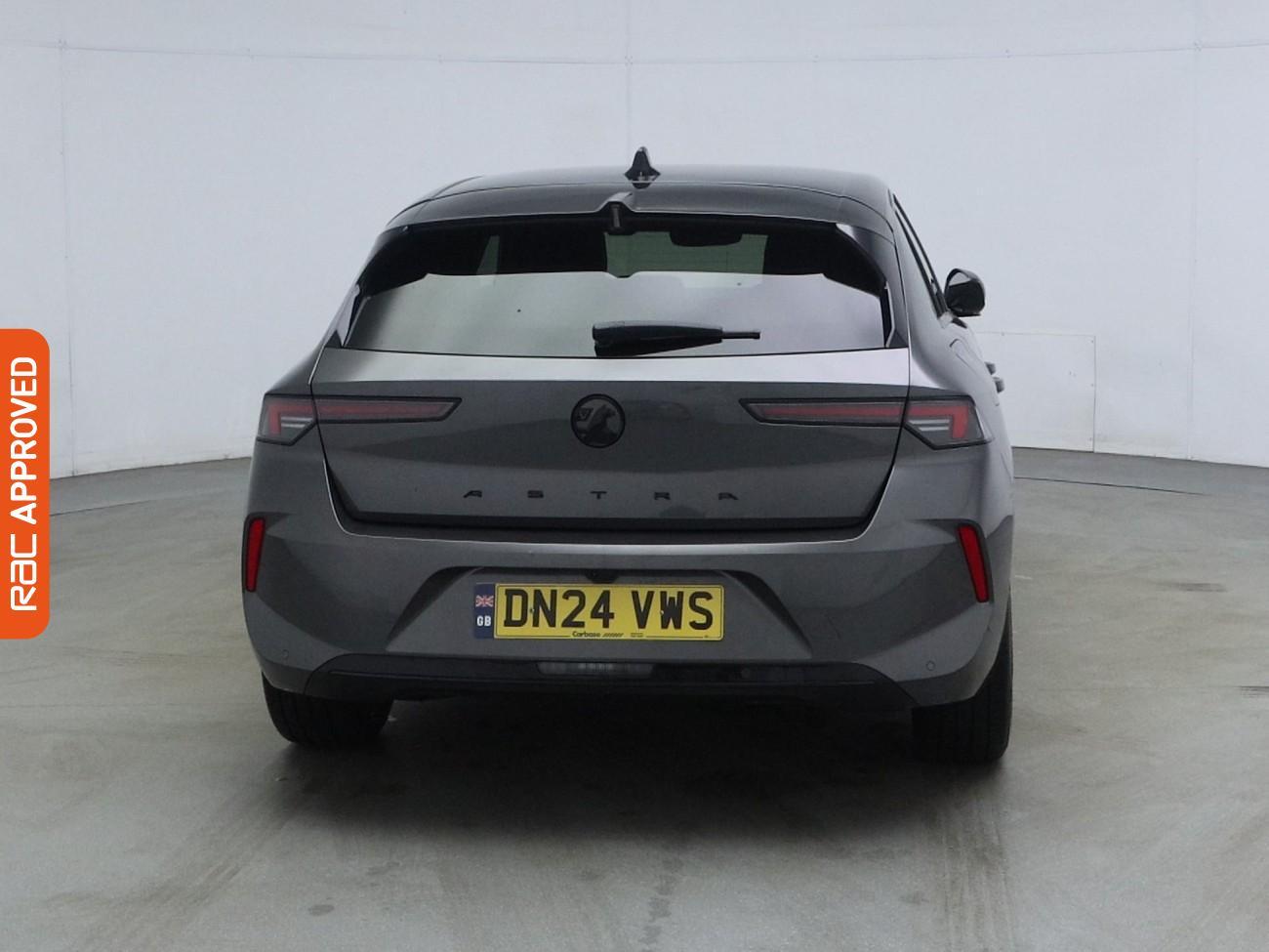 Vauxhall Astra view 8