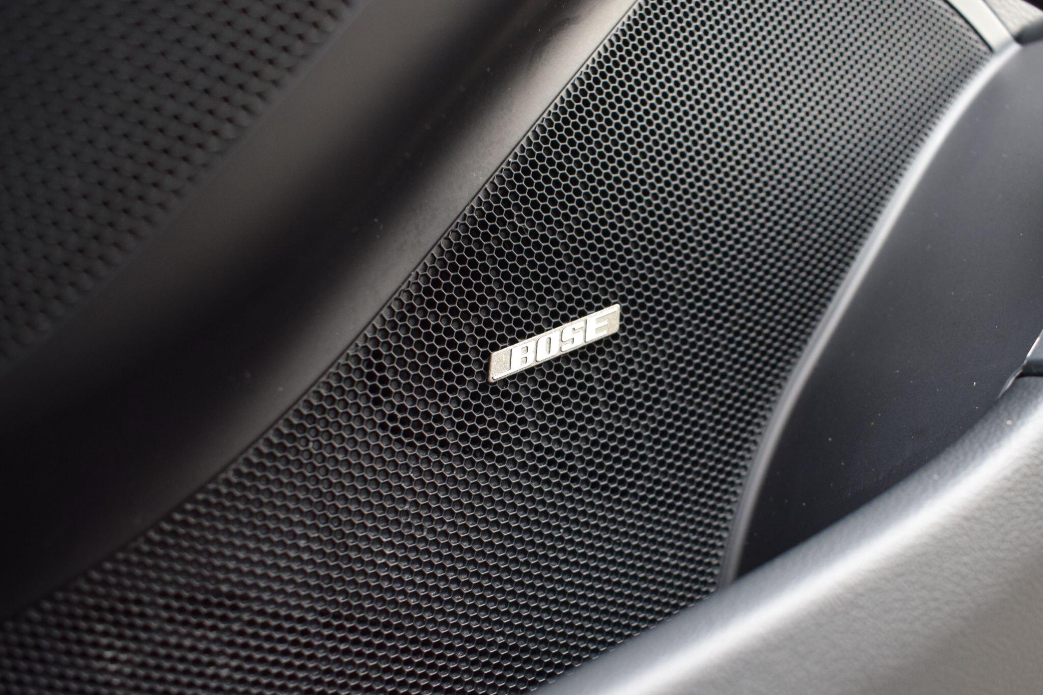 Porsche 718 Cayman view 23