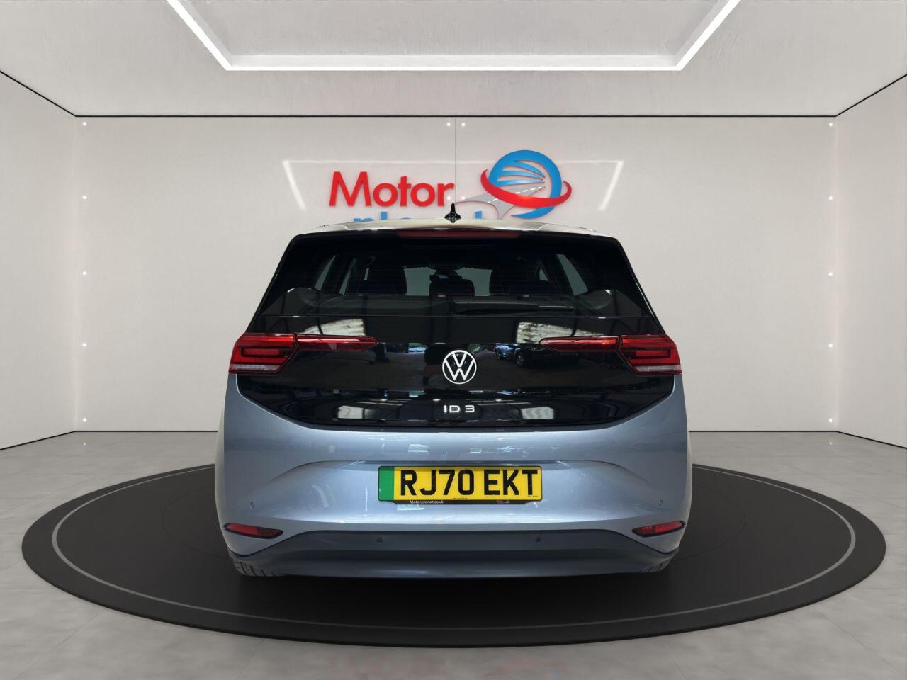 Volkswagen Id.3 view 7